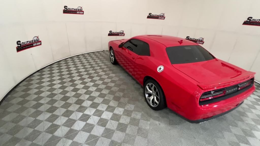 2015 Dodge Challenger SXT Plus photo 6