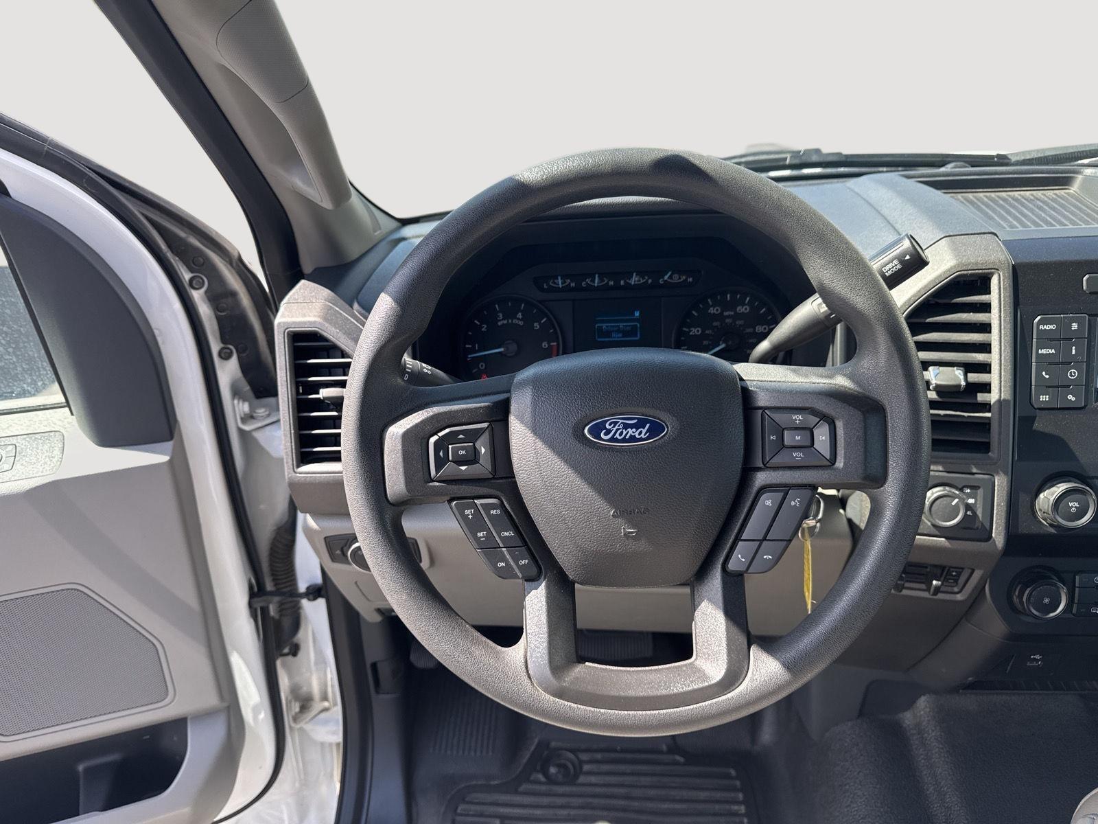 2022 Ford F-250 XL photo 12