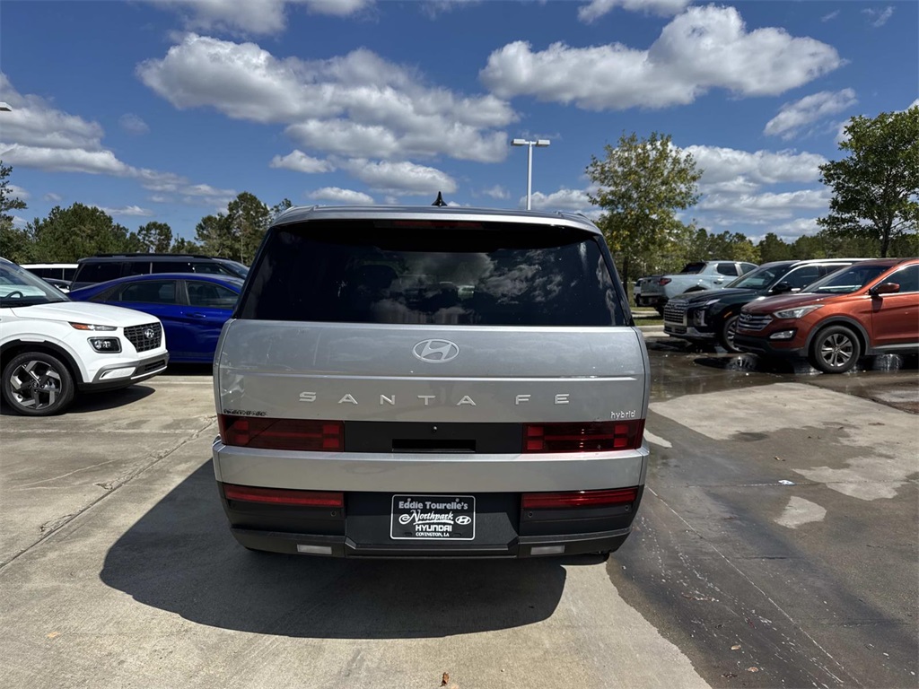 2026 Hyundai Santa Fe SE photo 3