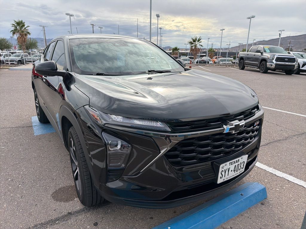 2024 Chevrolet Trax photo 4