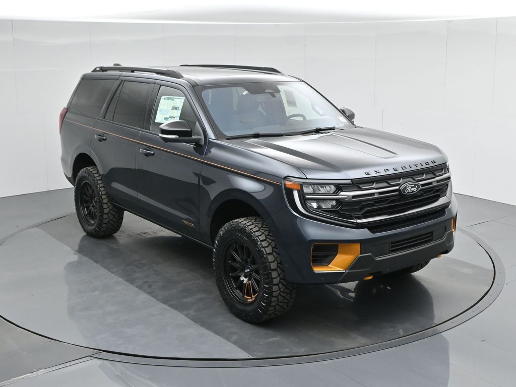 2025 Ford Expedition photo 40