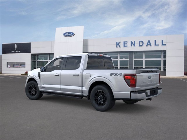 2025 Ford F-150 XLT photo 4