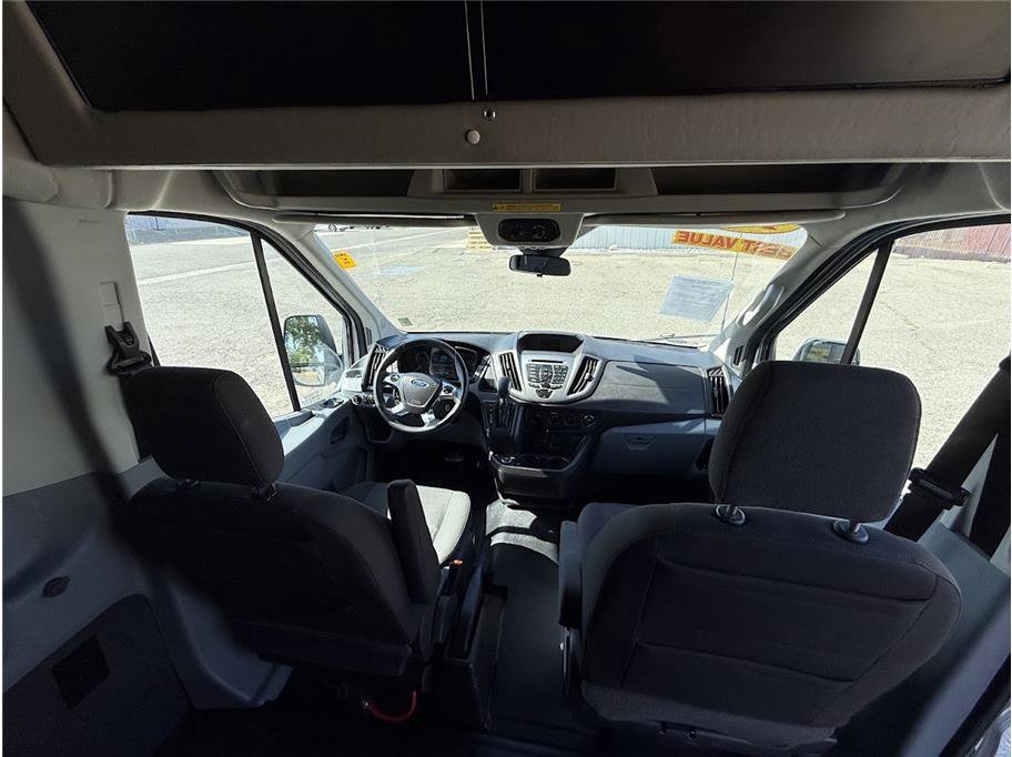 2018 Ford Transit Passenger XLT photo 23