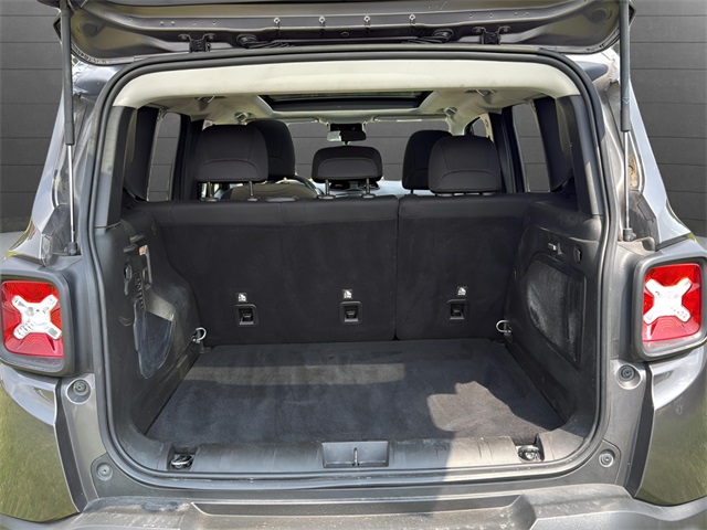 2021 Jeep Renegade Latitude photo 27