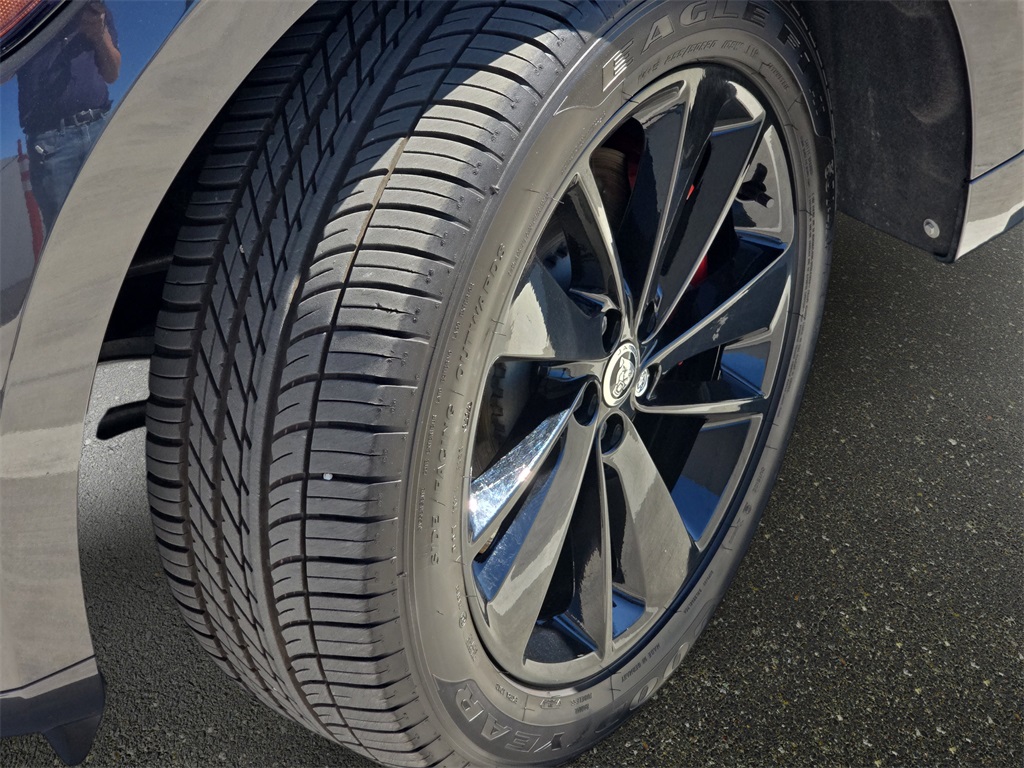 2025 Jaguar F-PACE P400 R-Dynamic S photo 32