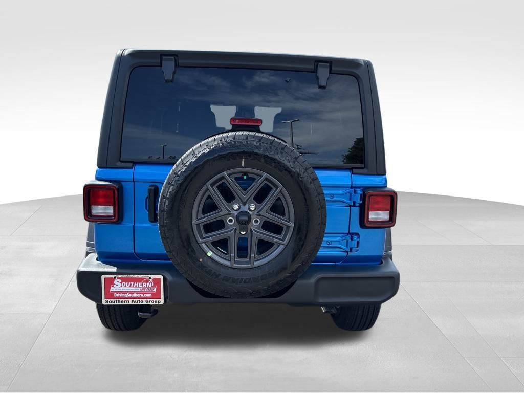 2025 Jeep Wrangler Sport S photo 4