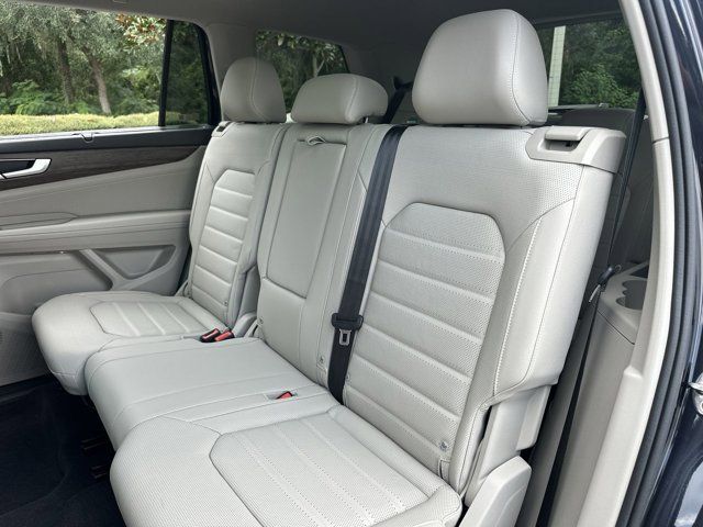 2026 Volkswagen Atlas SEL photo 15