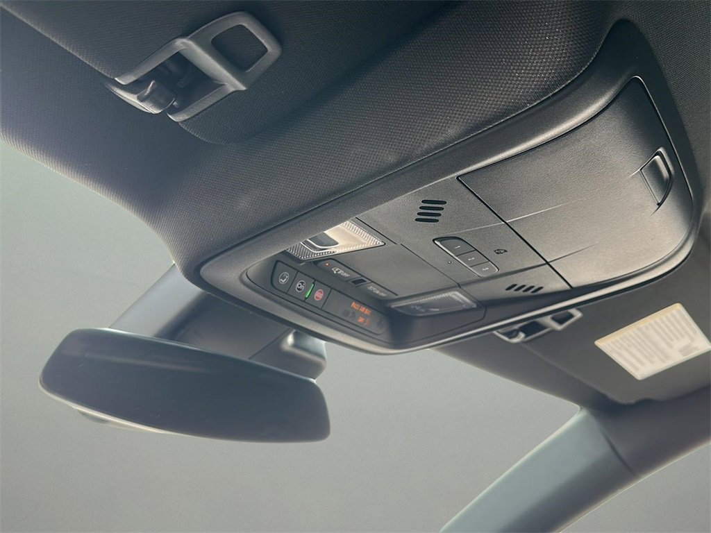 2022 Cadillac XT4 Sport photo 3