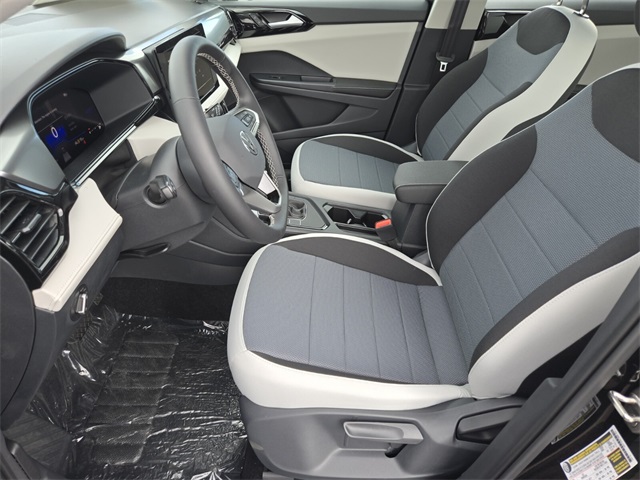 2025 Volkswagen Taos S photo 4