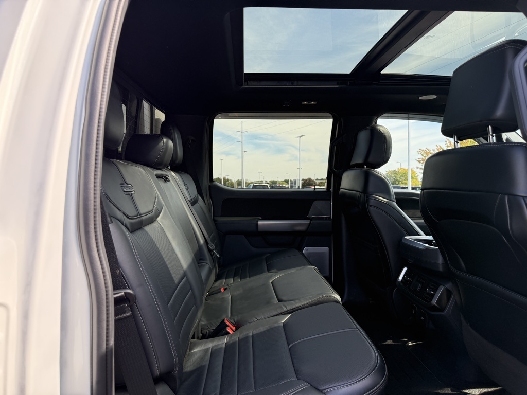 2023 Ford F-150 Platinum photo 22
