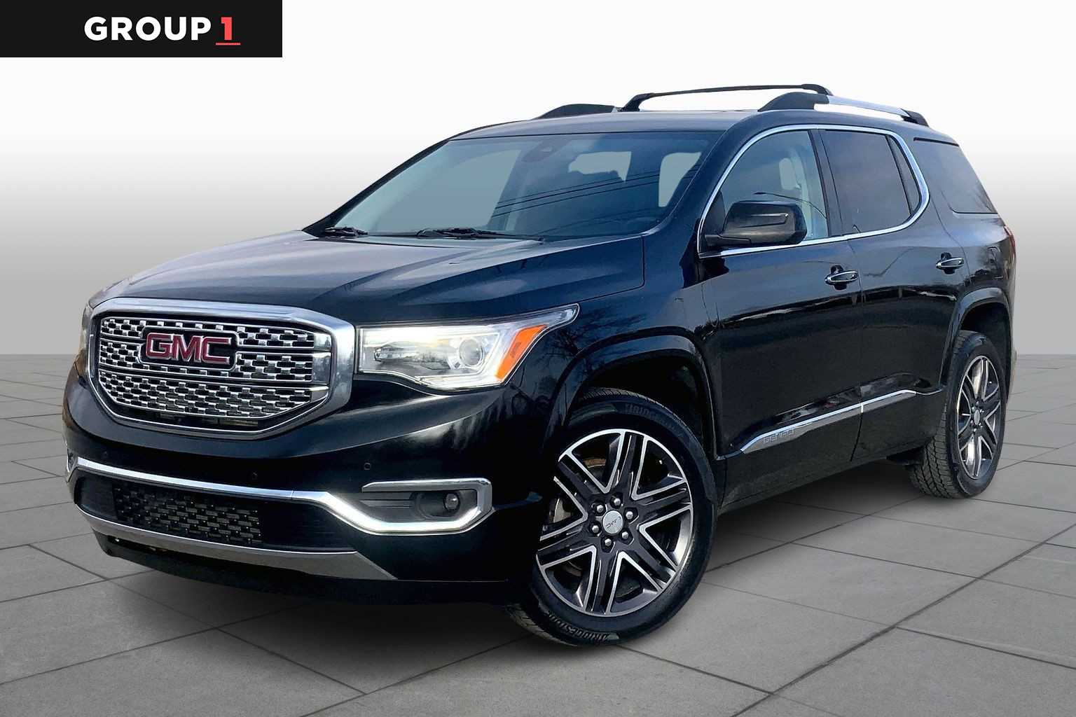2017 GMC Acadia Denali's photo