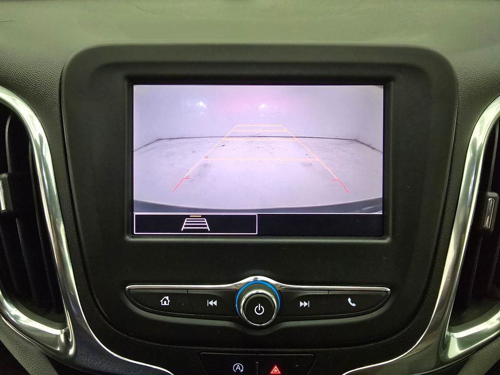 2023 Chevrolet Equinox LT photo 2