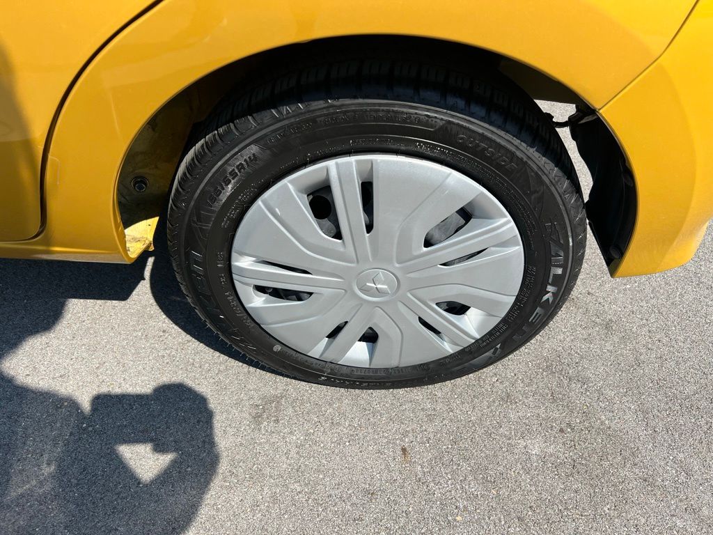 2024 Mitsubishi Mirage ES photo 13