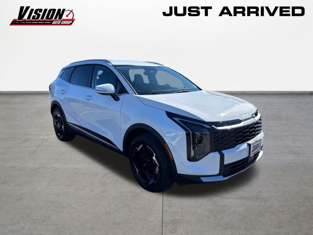 2026 Kia Sportage EX photo 3