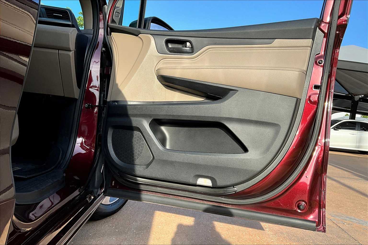2019 Honda Odyssey Touring photo 21