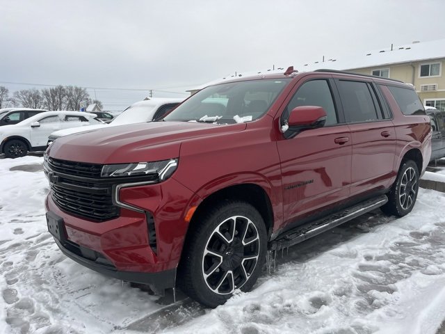 2023 Chevrolet Suburban RST photo 4