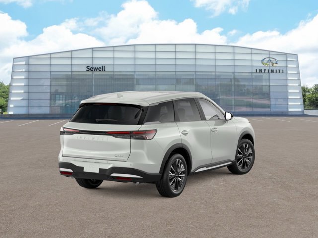 2026 Infiniti QX60 Luxe photo 5