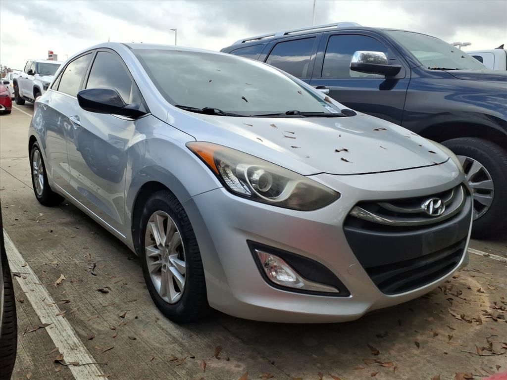 2013 Hyundai Elantra GT Base's photo