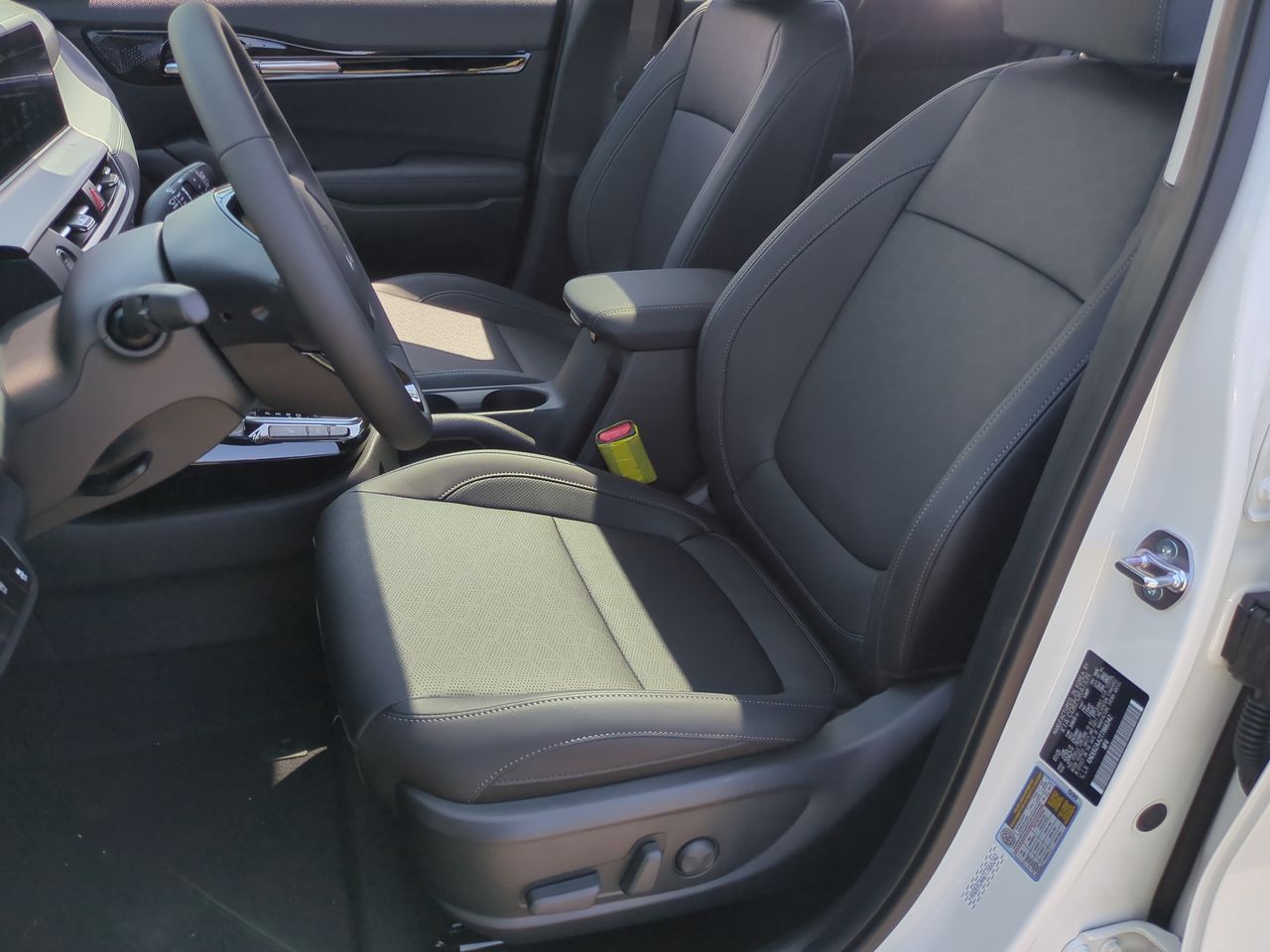 2026 Kia Seltos EX photo 17