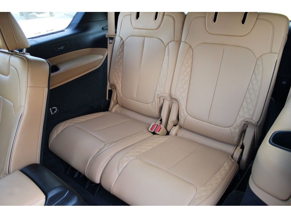 2021 Jeep Grand Cherokee L Summit photo 2