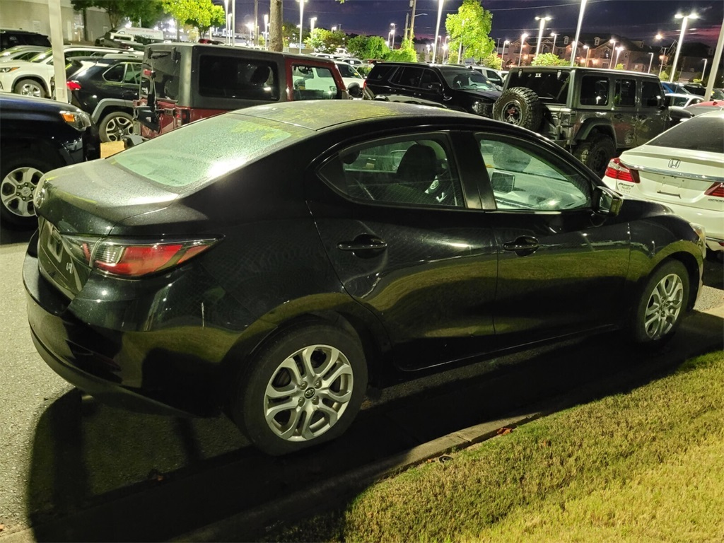 2018 Toyota Yaris iA Base photo 4