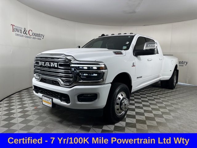 2025 RAM Ram 3500 Pickup Laramie's photo