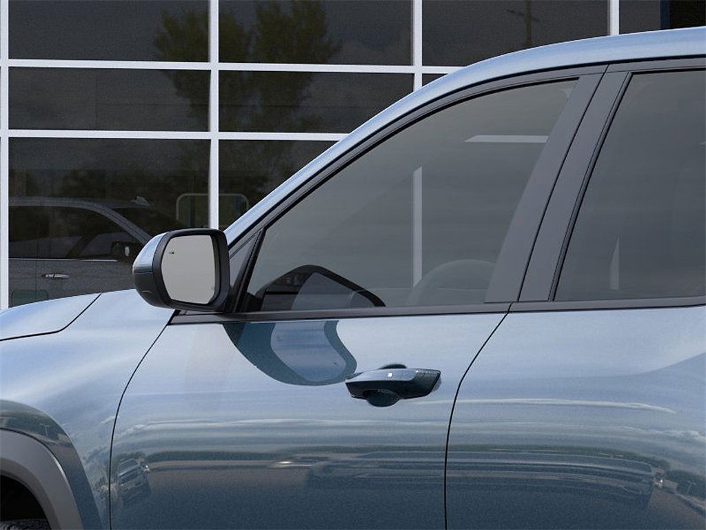 2026 Chevrolet Equinox LT photo 8