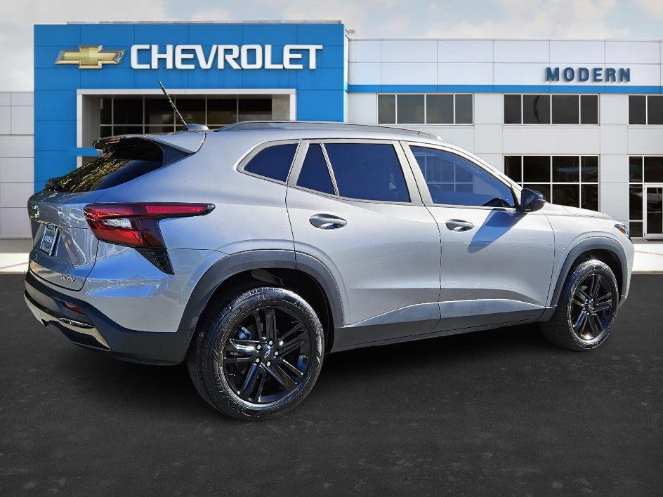 2025 Chevrolet Trax ACTIV photo 4