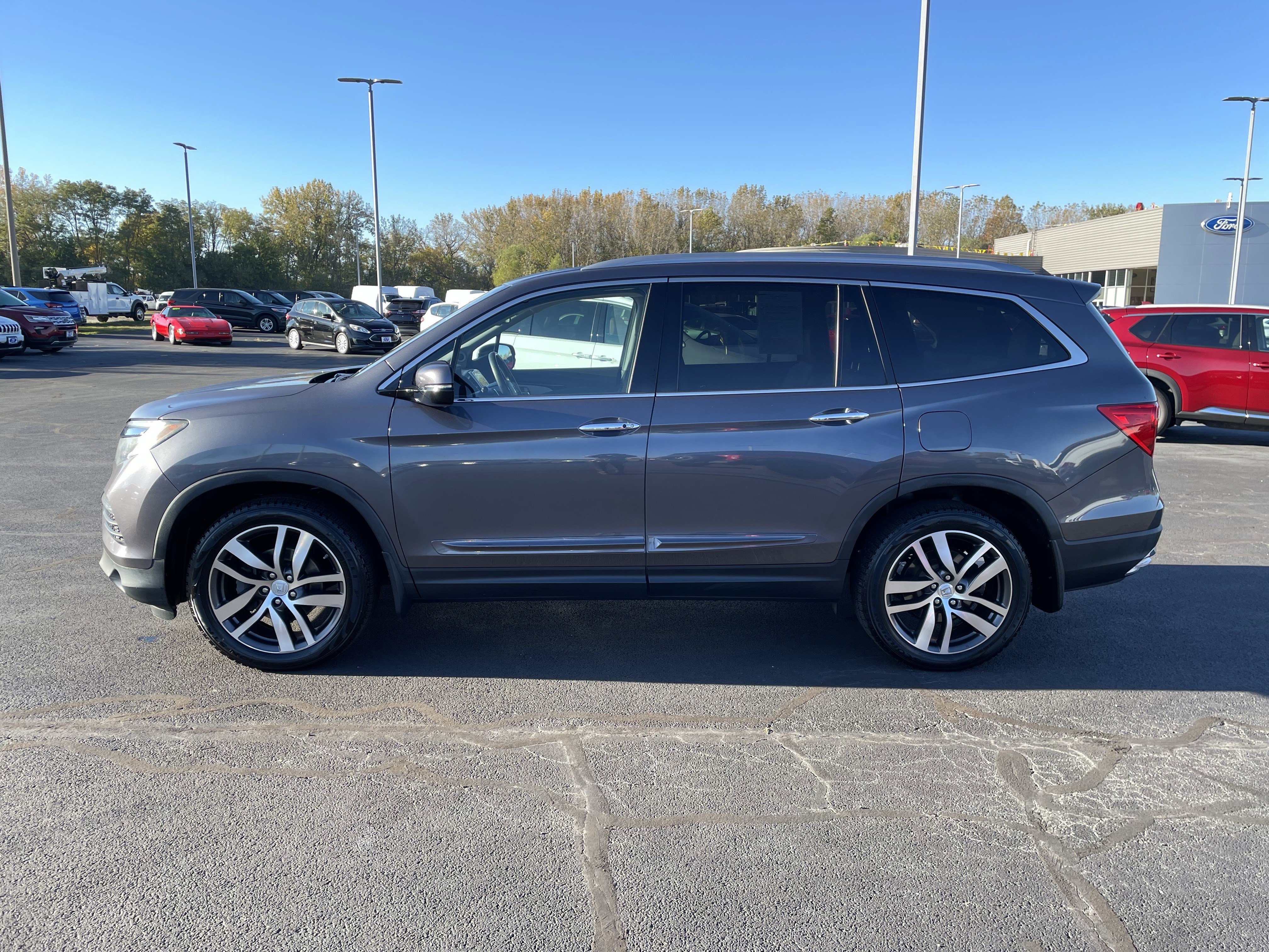 Used 2016 Honda Pilot Elite with VIN 5FNYF6H06GB065066 for sale in East Peoria, IL