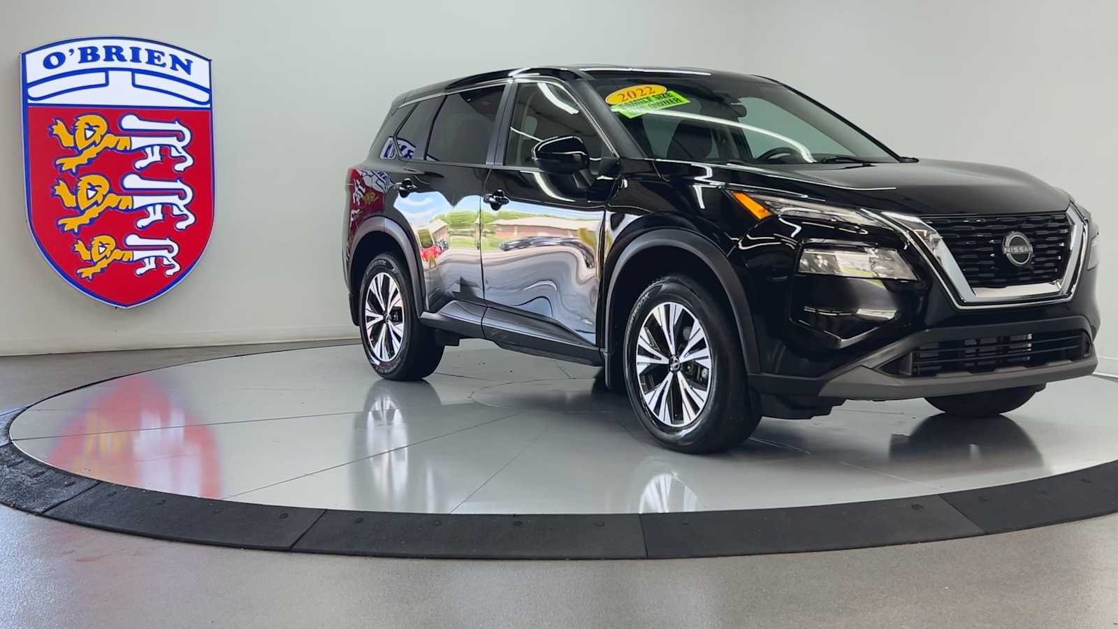 2022 Nissan Rogue SV photo 3