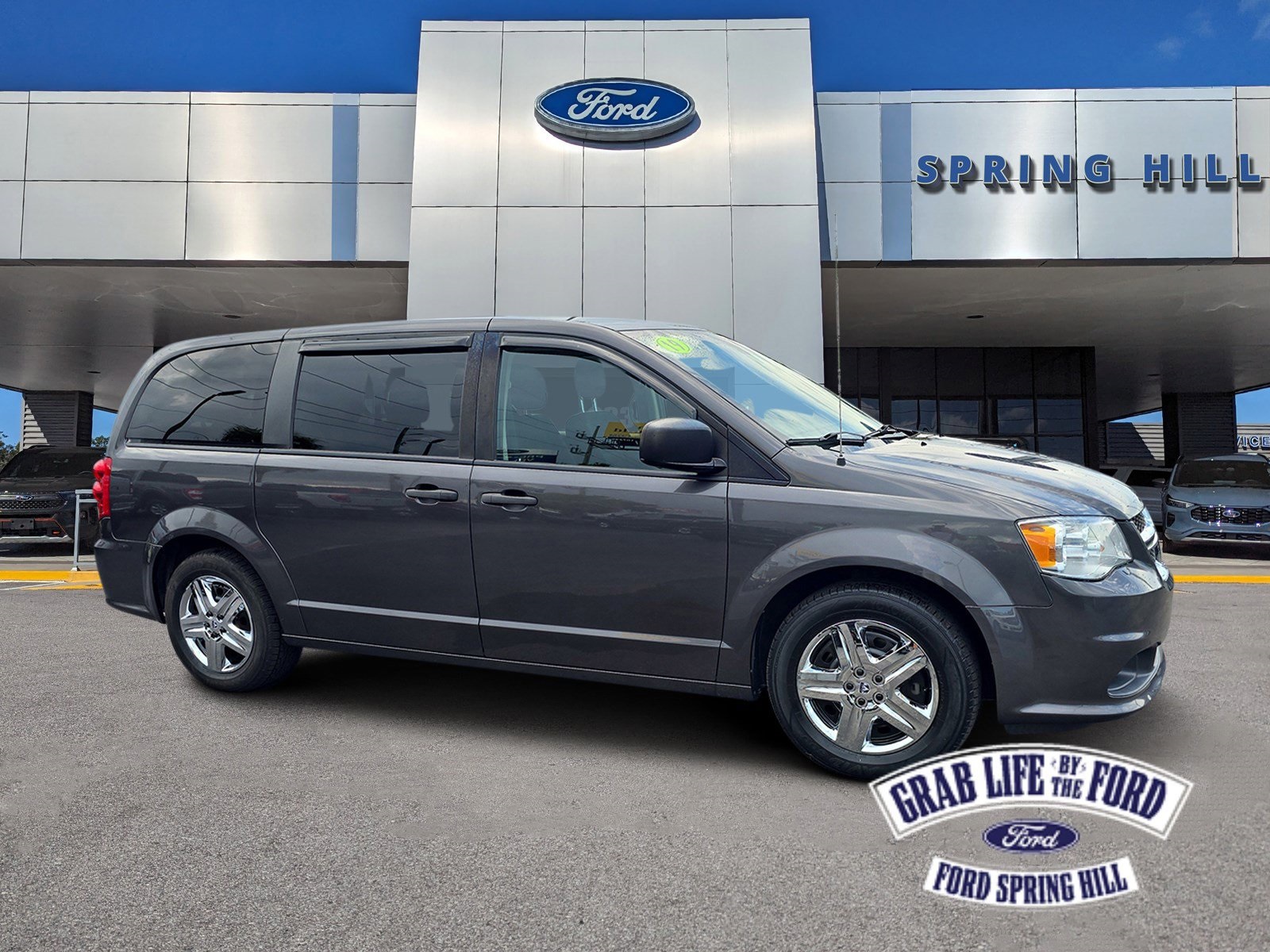 Used 2019 Dodge Grand Caravan SE with VIN 2C4RDGBG6KR809297 for sale in Spring Hill, FL