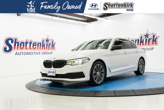 2019 BMW 5 Series 540i's photo