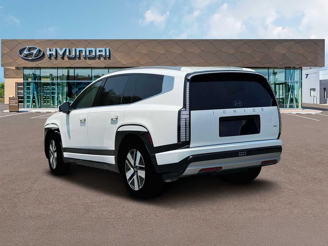 2026 Hyundai IONIQ 9 SEL's photo