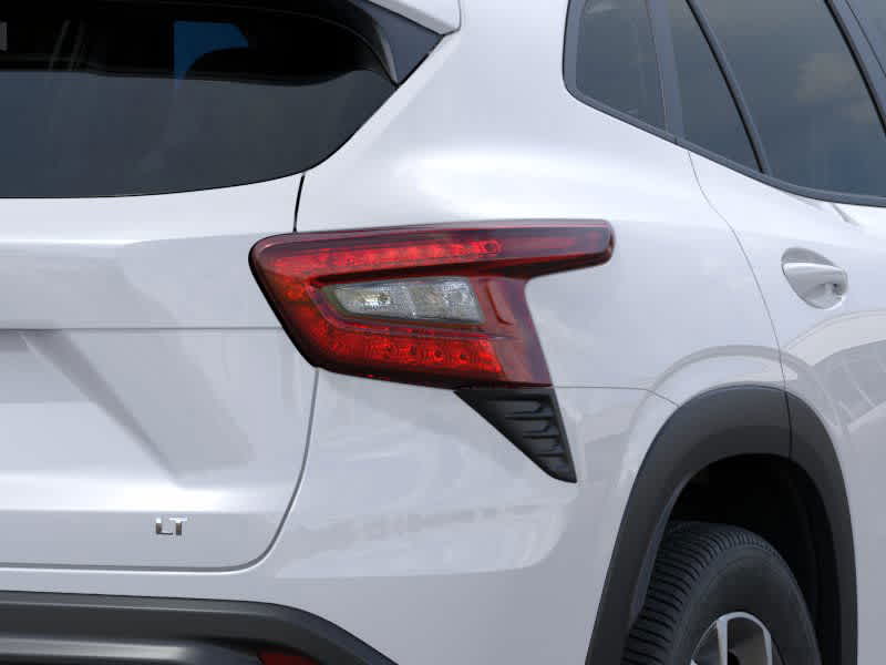 2025 Chevrolet Trax LT photo 9
