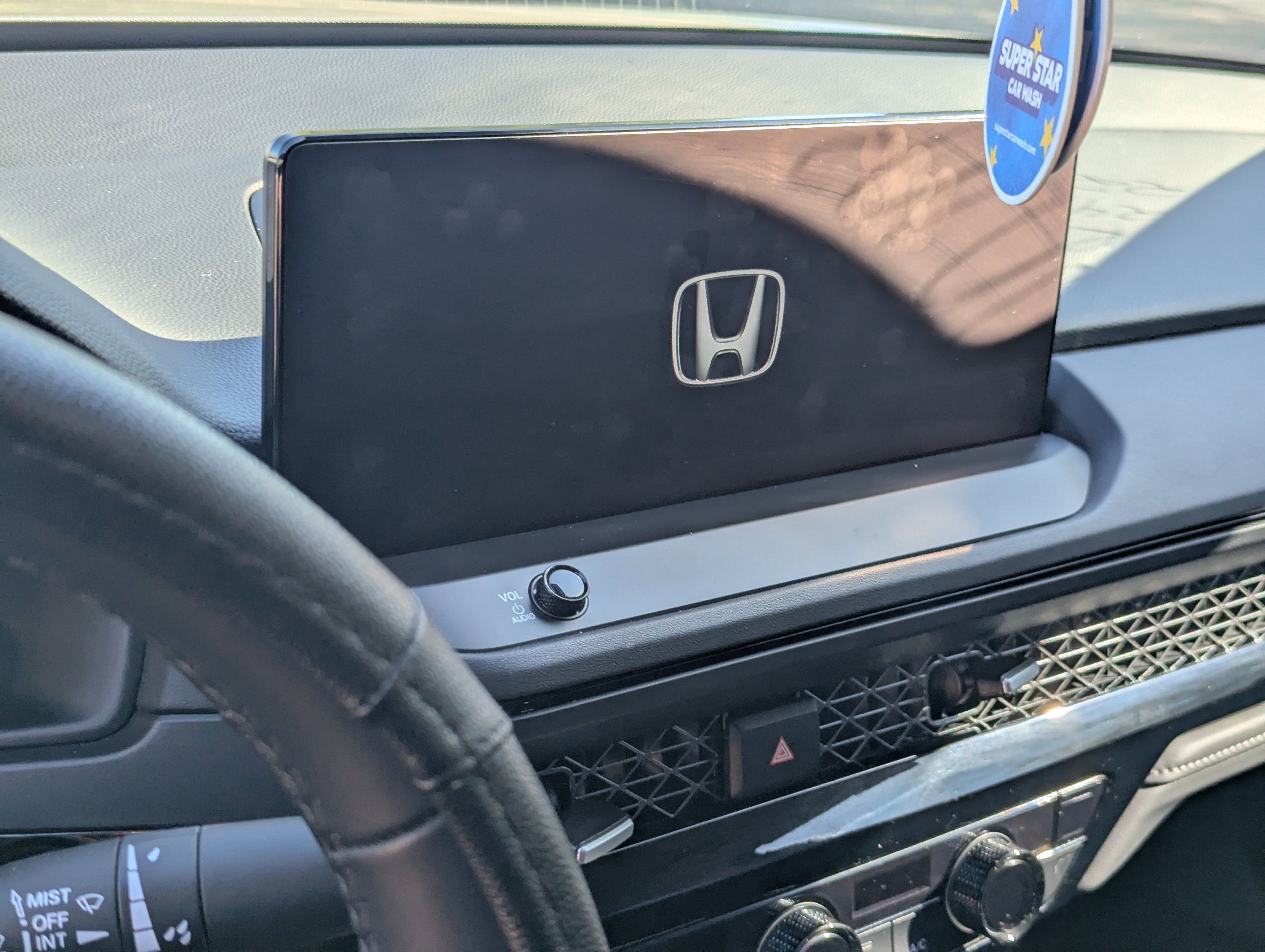 2024 Honda Accord Hybrid EX-L photo 2