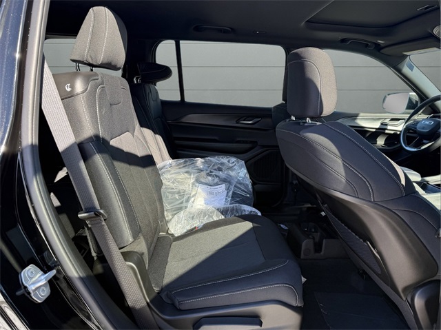 2025 Jeep Grand Cherokee Laredo X photo 19