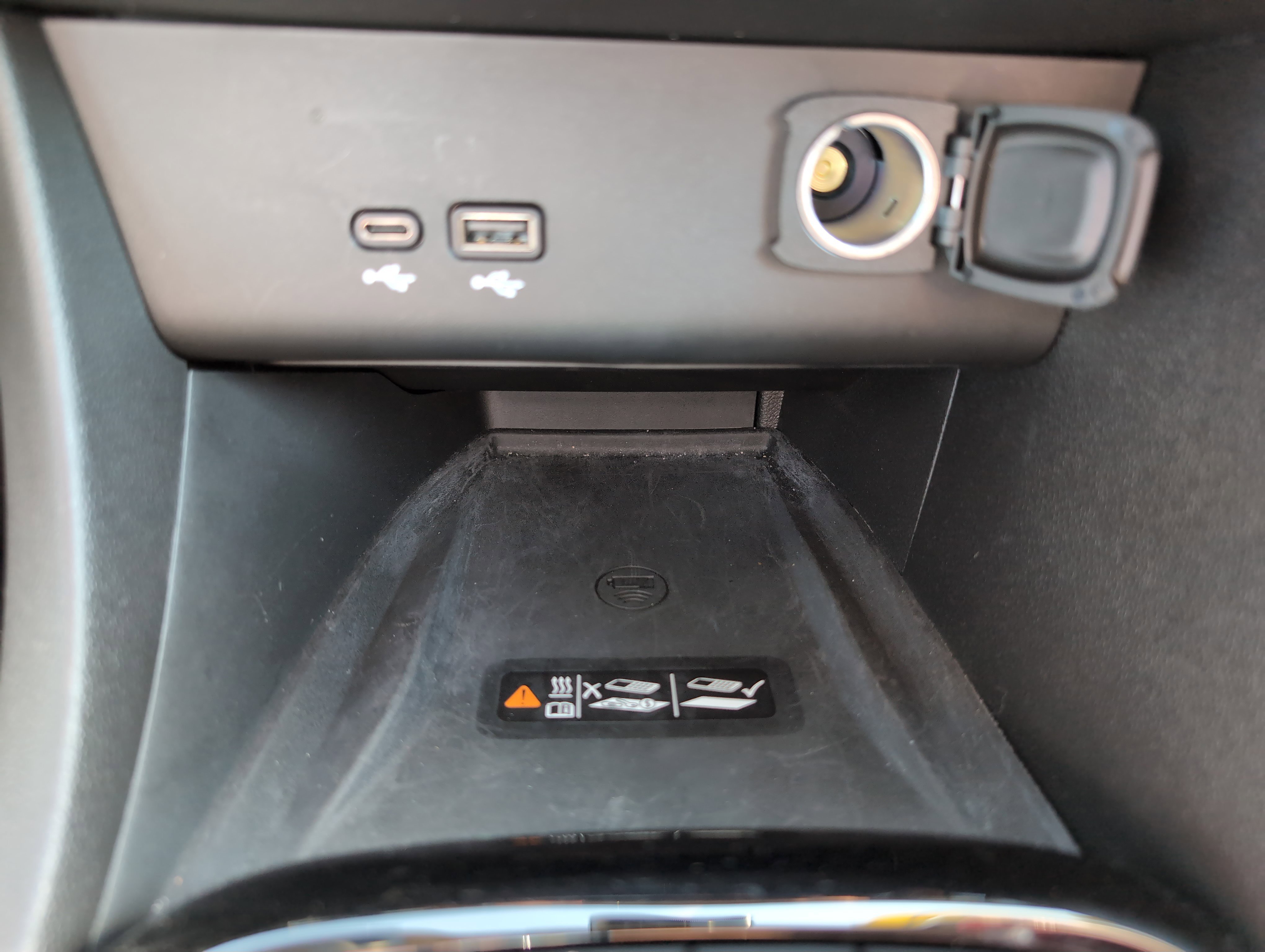 2024 Buick Encore GX Avenir photo 8