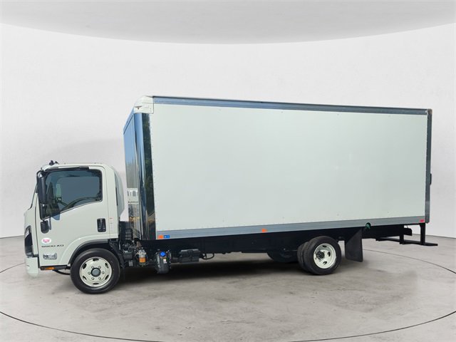 2025 Chevrolet Silverado photo 2
