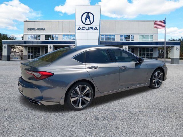 2025 Acura TLX Technology photo 5