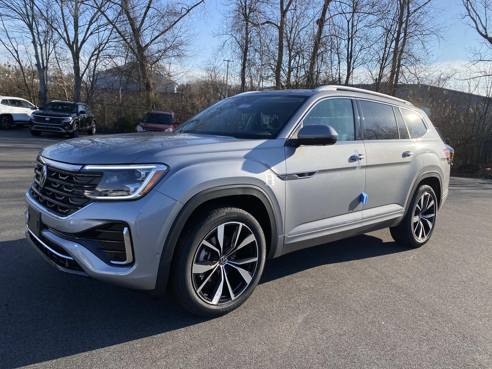2026 Volkswagen Atlas SEL Premium R-Line's photo
