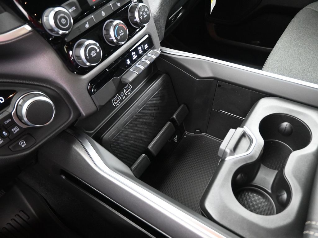 2026 Ram 1500 Big Horn Lone Star photo 4