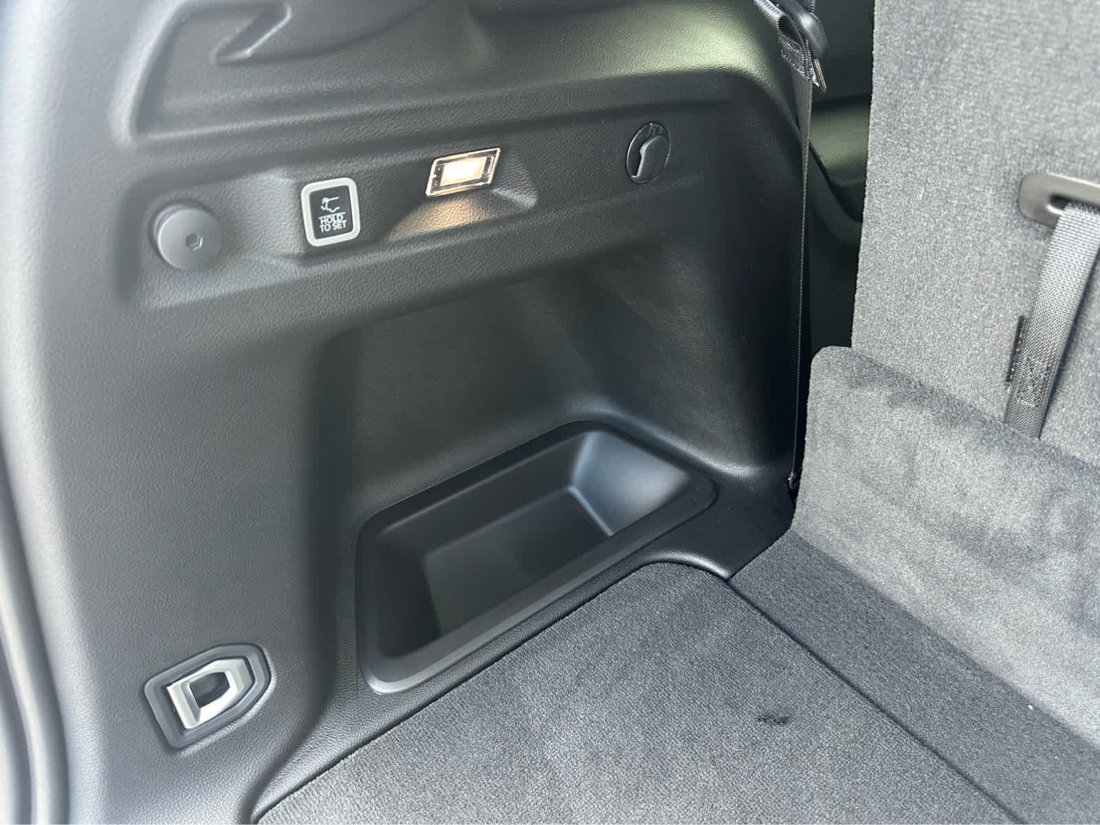 2025 Jeep Grand Cherokee Laredo X photo 11
