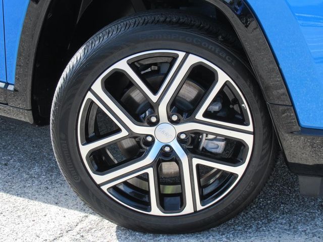 2024 Jeep Compass Limited photo 7