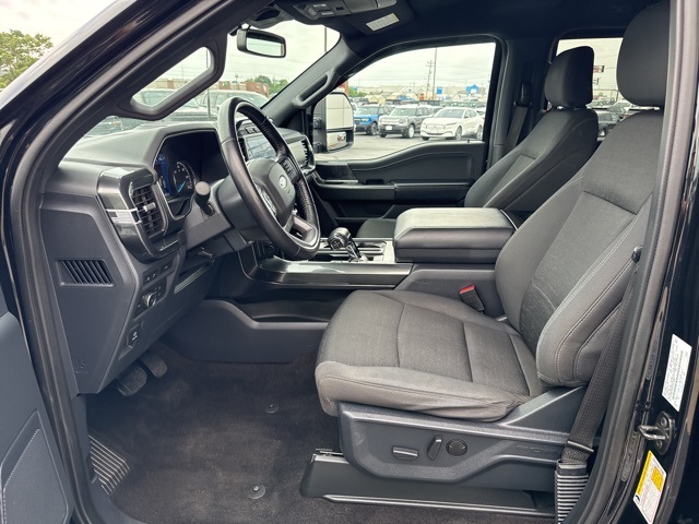 2022 Ford F-150 XLT photo 12