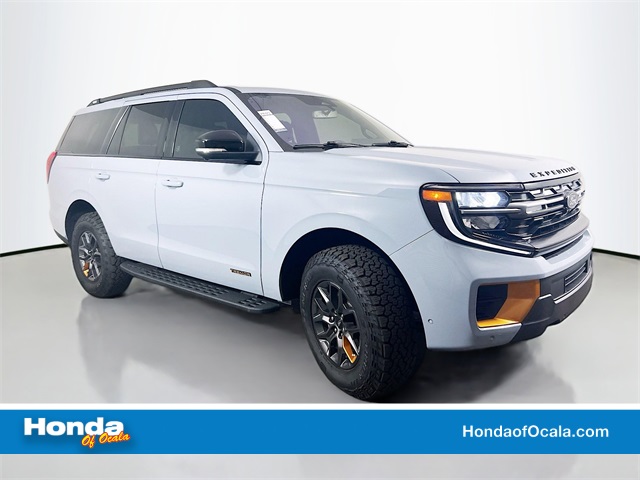 2025 Ford Expedition Tremor's photo