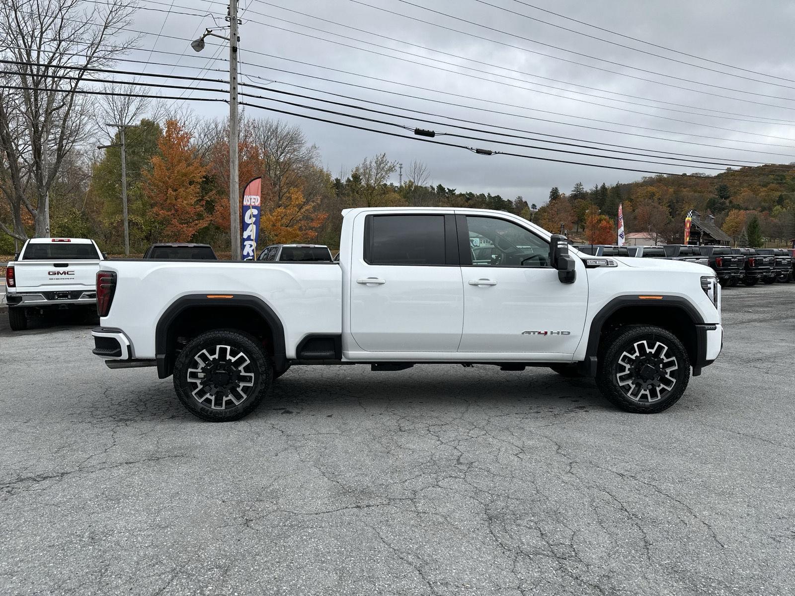 2026 Gmc Sierra 2500 HD AT4 photo 2