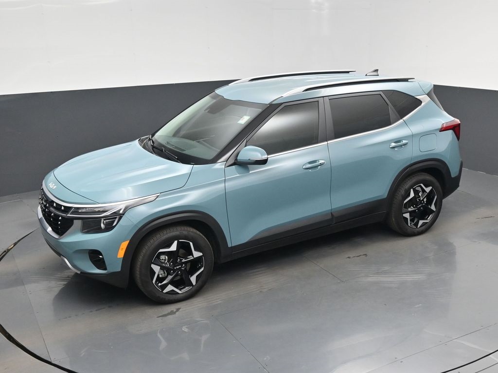 2024 Kia Seltos EX photo 28