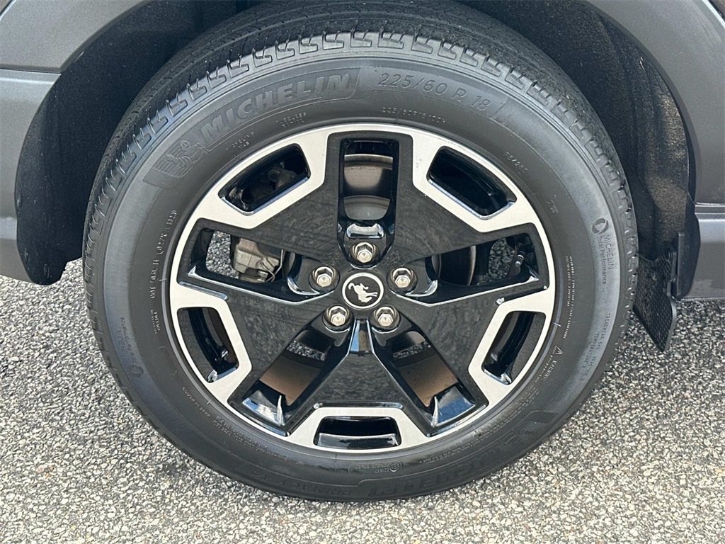 2021 Ford Bronco Sport Outer Banks photo 3