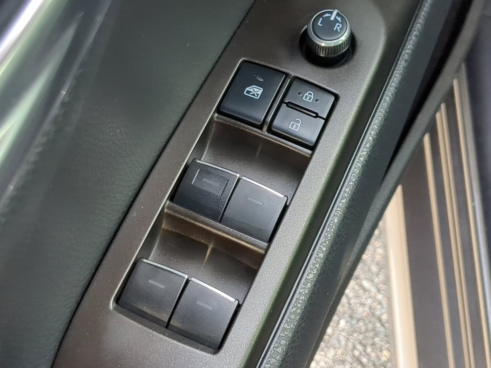 2021 Toyota Camry XSE photo 22