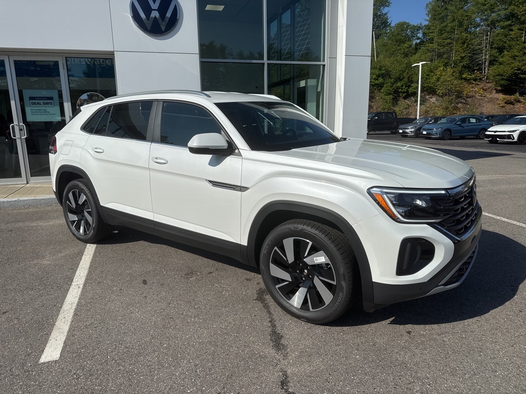 2026 Volkswagen Atlas Cross Sport SE Technology photo 11